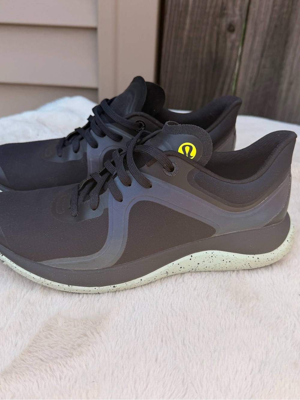 Lululemon Chargefeel Womens Workout Shoe Size 8.5